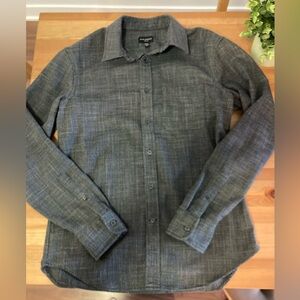 CLUB MONACO size small slim fit long sleeve shirt. Medium weight. STUNNING shirt